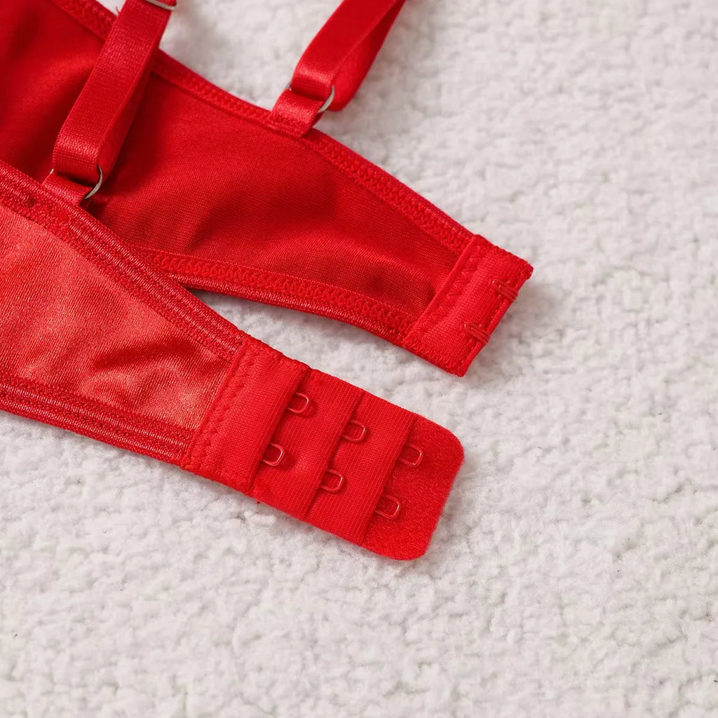 Novira - Red Lace Lengerie Set